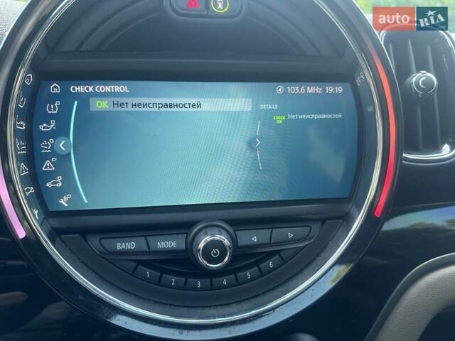 Красный Мини Кантримен, объемом двигателя 2 л и пробегом 83 тыс. км за 22950 $, фото 51 на Automoto.ua