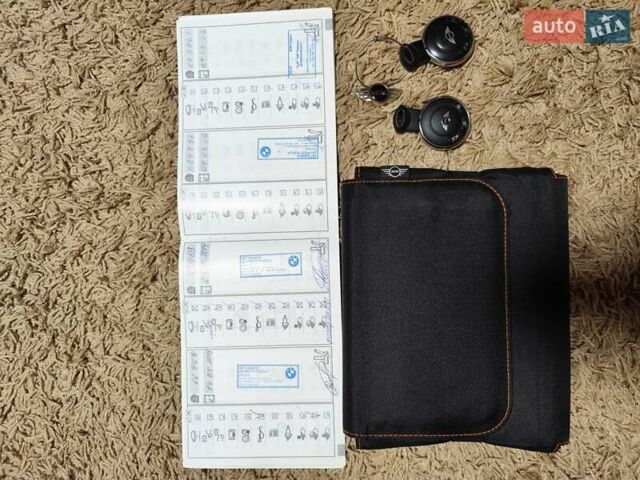 Червоний Міні Кантрімен, об'ємом двигуна 1.6 л та пробігом 162 тис. км за 11500 $, фото 35 на Automoto.ua