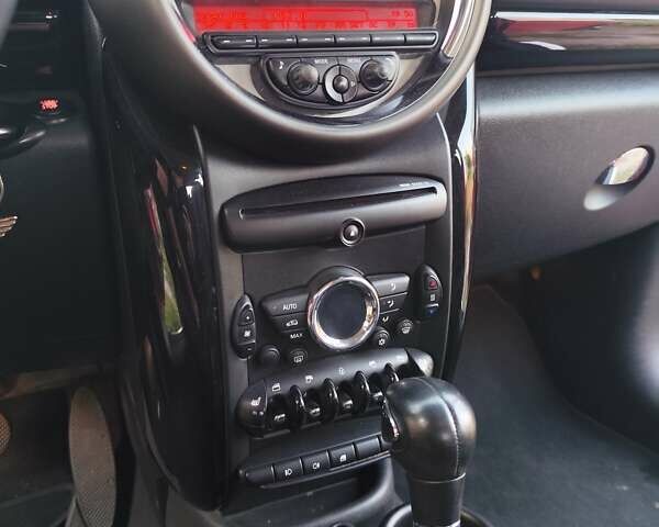 Червоний Міні Кантрімен, об'ємом двигуна 1.6 л та пробігом 162 тис. км за 11500 $, фото 30 на Automoto.ua