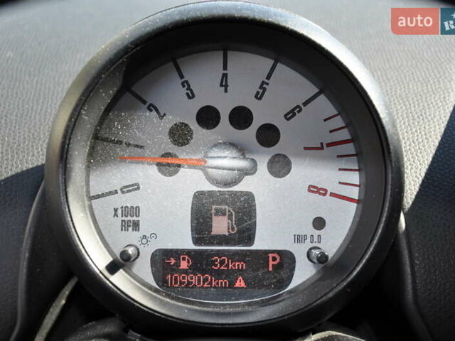 Міні Кантрімен 2012 у Одесі на Automoto.ua Червоний Міні Кантрімен, об'ємом двигуна 1.6 л та пробігом 112 тис. км за 8500 $, фото 10 на Automoto.ua