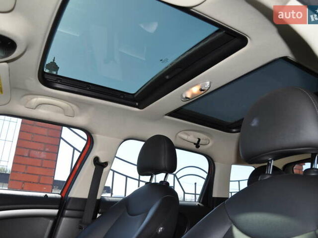 Міні Кантрімен 2012 у Одесі на Automoto.ua Червоний Міні Кантрімен, об'ємом двигуна 1.6 л та пробігом 112 тис. км за 8500 $, фото 8 на Automoto.ua