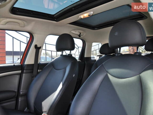 Міні Кантрімен 2012 у Одесі на Automoto.ua Червоний Міні Кантрімен, об'ємом двигуна 1.6 л та пробігом 112 тис. км за 8500 $, фото 7 на Automoto.ua