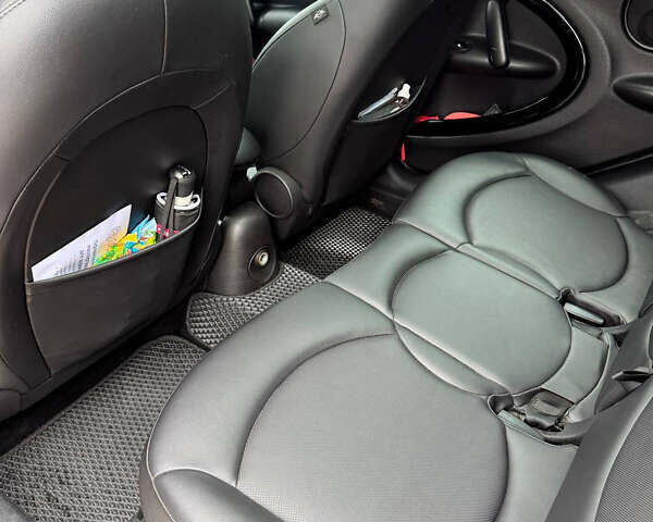 Красный Мини Кантримен, объемом двигателя 1.6 л и пробегом 153 тыс. км за 9200 $, фото 12 на Automoto.ua