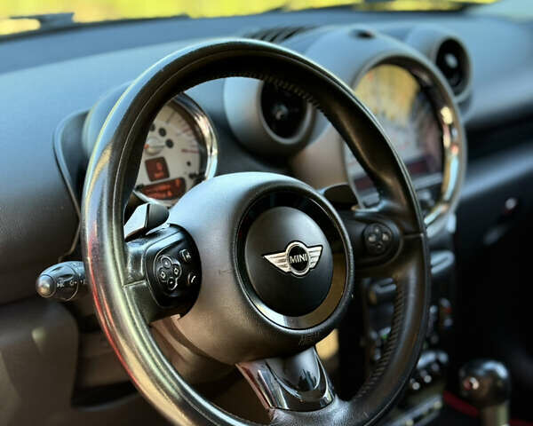 Червоний Міні Кантрімен, об'ємом двигуна 1.6 л та пробігом 160 тис. км за 9900 $, фото 10 на Automoto.ua