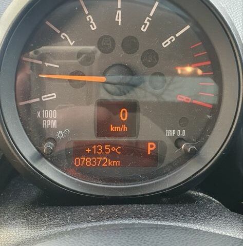 Червоний Міні Кантрімен, об'ємом двигуна 1.6 л та пробігом 78 тис. км за 10500 $, фото 6 на Automoto.ua