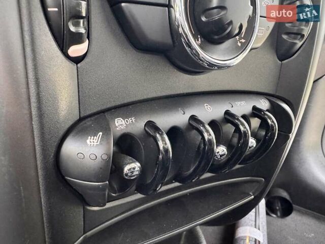 Червоний Міні Кантрімен, об'ємом двигуна 1.6 л та пробігом 159 тис. км за 8999 $, фото 46 на Automoto.ua