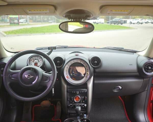 Мини Кантримен 2014 в Житомире на Automoto.ua Красный Мини Кантримен, объемом двигателя 2 л и пробегом 129 тыс. км за 13300 $, фото 27 на Automoto.ua