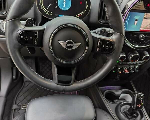 Червоний Міні Кантрімен, об'ємом двигуна 2 л та пробігом 37 тис. км за 24500 $, фото 12 на Automoto.ua