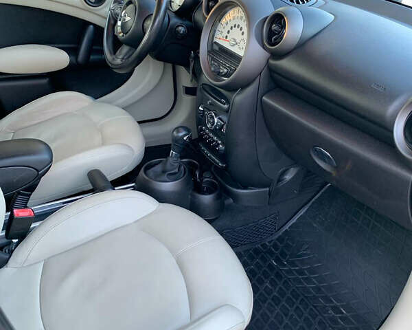 Мини Кантримен, объемом двигателя 1.6 л и пробегом 213 тыс. км за 9900 $, фото 11 на Automoto.ua