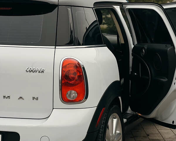 Міні Кантрімен, об'ємом двигуна 1.6 л та пробігом 183 тис. км за 10800 $, фото 5 на Automoto.ua