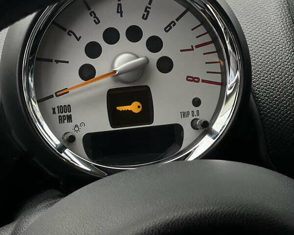 Міні Кантрімен, об'ємом двигуна 1.6 л та пробігом 183 тис. км за 10800 $, фото 9 на Automoto.ua