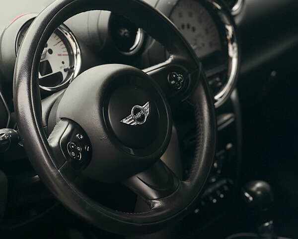 Міні Кантрімен, об'ємом двигуна 1.6 л та пробігом 183 тис. км за 10800 $, фото 6 на Automoto.ua