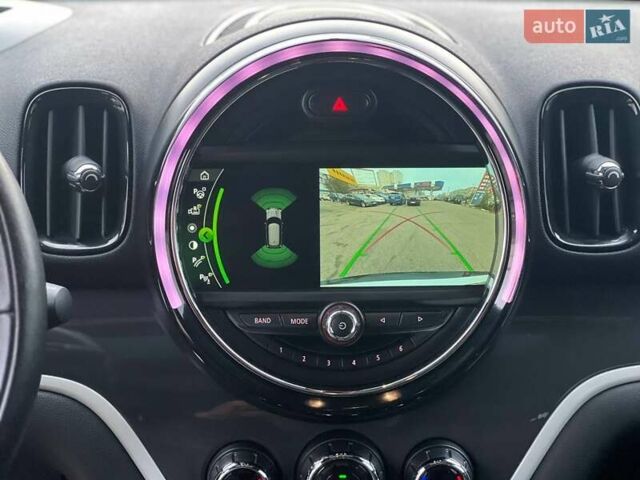 Мини Кантримен, объемом двигателя 2 л и пробегом 92 тыс. км за 18900 $, фото 21 на Automoto.ua