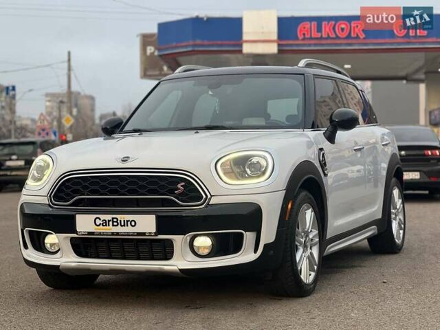 Мини Кантримен, объемом двигателя 2 л и пробегом 92 тыс. км за 18900 $, фото 5 на Automoto.ua