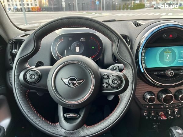 Мини Кантримен, объемом двигателя 0 л и пробегом 52 тыс. км за 28500 $, фото 15 на Automoto.ua