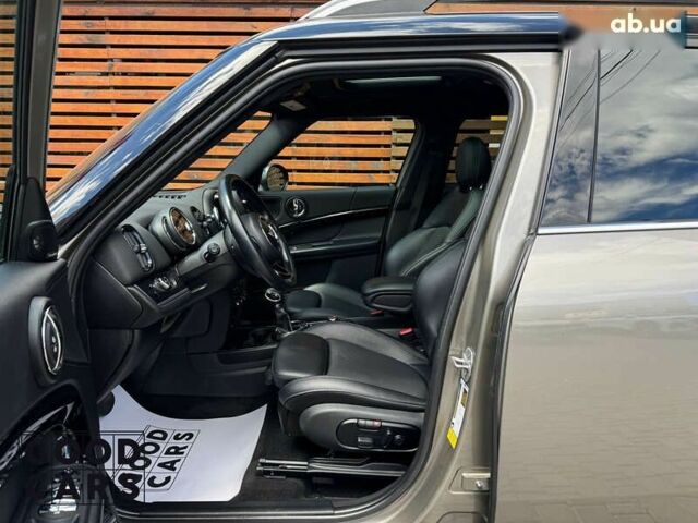 Міні Кантрімен, об'ємом двигуна 2 л та пробігом 92 тис. км за 19500 $, фото 11 на Automoto.ua