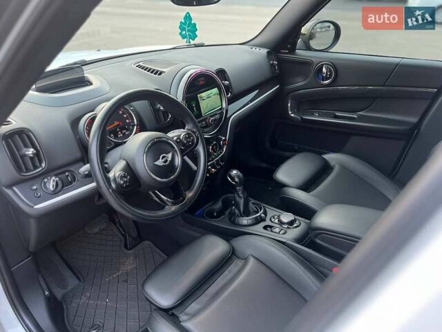 Мини Кантримен, объемом двигателя 2 л и пробегом 92 тыс. км за 18900 $, фото 19 на Automoto.ua