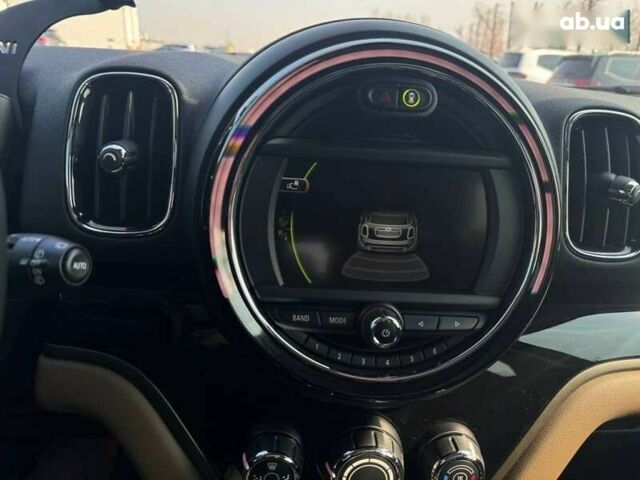 Мини Кантримен, объемом двигателя 2 л и пробегом 116 тыс. км за 24500 $, фото 13 на Automoto.ua