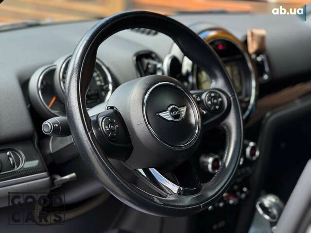 Міні Кантрімен, об'ємом двигуна 2 л та пробігом 92 тис. км за 19500 $, фото 13 на Automoto.ua