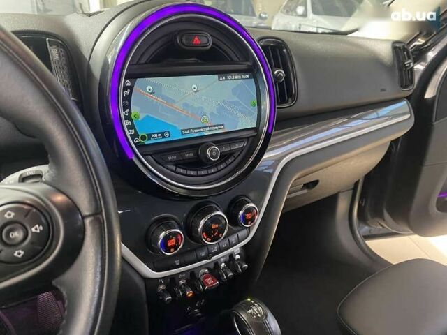 Мини Кантримен, объемом двигателя 2 л и пробегом 91 тыс. км за 16900 $, фото 12 на Automoto.ua