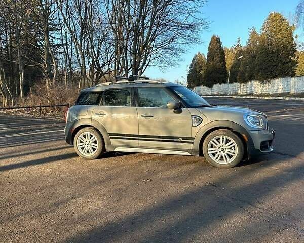 Мини Кантримен, объемом двигателя 0 л и пробегом 129 тыс. км за 17300 $, фото 4 на Automoto.ua