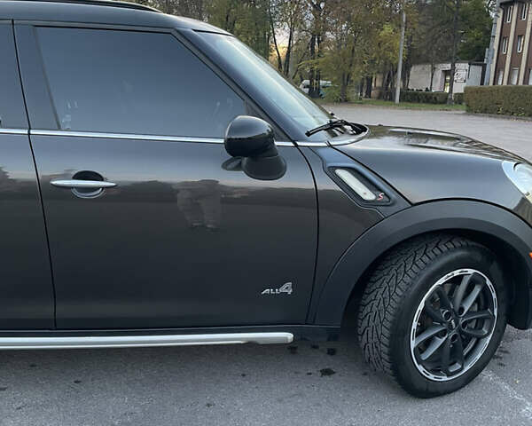 Мини Кантримен, объемом двигателя 1.6 л и пробегом 153 тыс. км за 9000 $, фото 16 на Automoto.ua