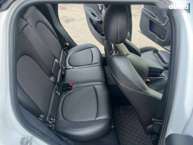 Мини Кантримен, объемом двигателя 2 л и пробегом 92 тыс. км за 18900 $, фото 26 на Automoto.ua