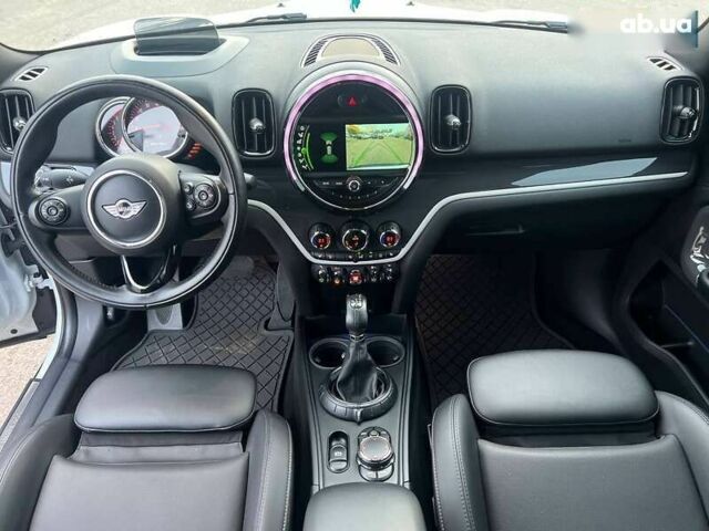 Мини Кантримен, объемом двигателя 2 л и пробегом 92 тыс. км за 18900 $, фото 20 на Automoto.ua