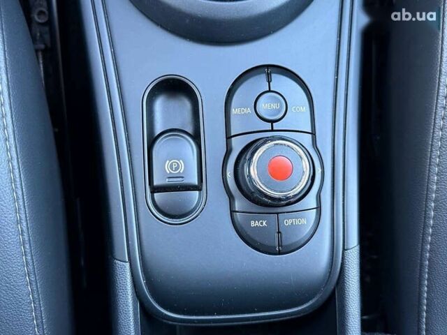 Мини Кантримен, объемом двигателя 2 л и пробегом 170 тыс. км за 17999 $, фото 18 на Automoto.ua