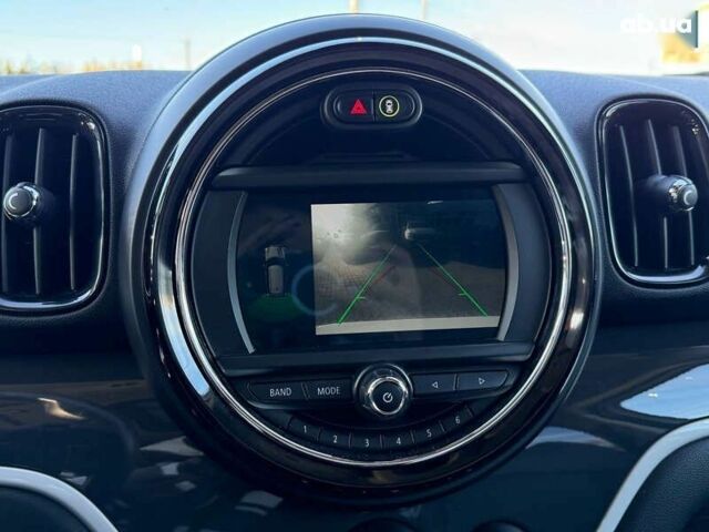 Мини Кантримен, объемом двигателя 2 л и пробегом 170 тыс. км за 17999 $, фото 15 на Automoto.ua