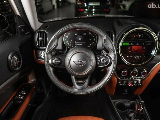 Мини Кантримен, объемом двигателя 2 л и пробегом 50 тыс. км за 33900 $, фото 4 на Automoto.ua