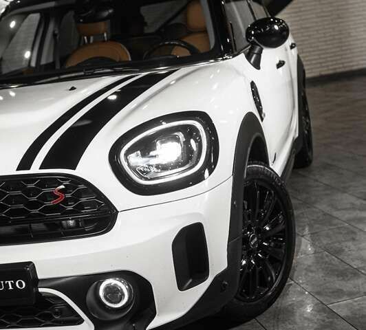 Мини Кантримен, объемом двигателя 2 л и пробегом 50 тыс. км за 33900 $, фото 10 на Automoto.ua