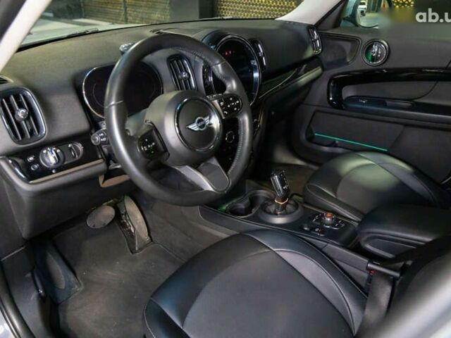 Мини Кантримен, объемом двигателя 1.5 л и пробегом 55 тыс. км за 22500 $, фото 16 на Automoto.ua