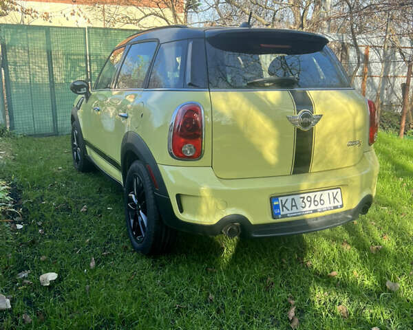 Желтый Мини Кантримен, объемом двигателя 1.6 л и пробегом 217 тыс. км за 8400 $, фото 8 на Automoto.ua