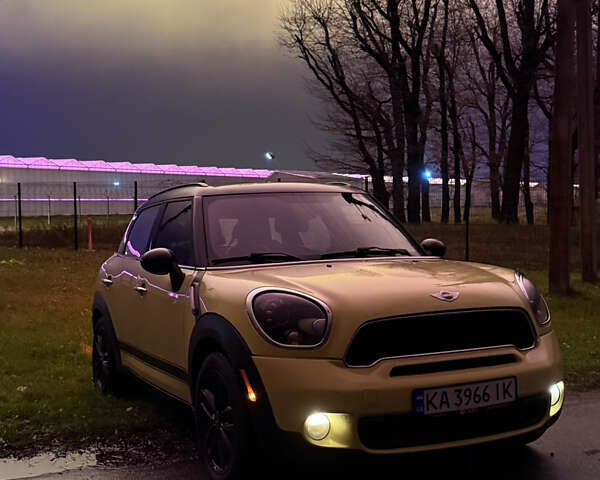 Желтый Мини Кантримен, объемом двигателя 1.6 л и пробегом 217 тыс. км за 8400 $, фото 2 на Automoto.ua
