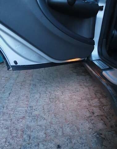 Серый Мини Кантримен, объемом двигателя 1.6 л и пробегом 275 тыс. км за 9499 $, фото 10 на Automoto.ua