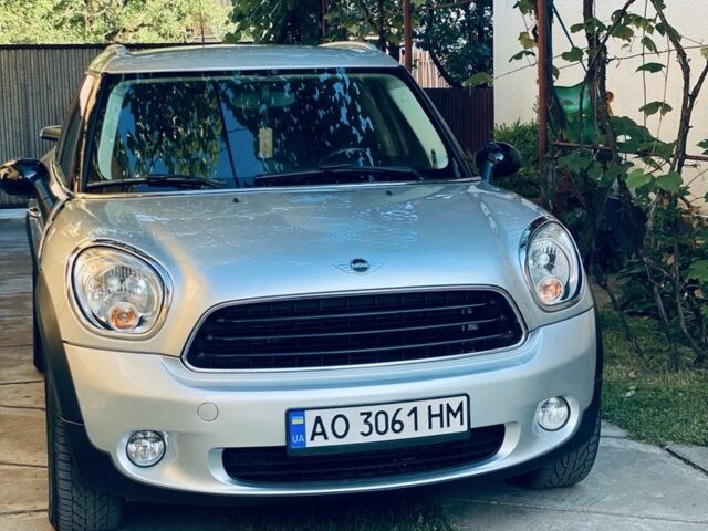 Серый Мини Кантримен, объемом двигателя 2 л и пробегом 225 тыс. км за 11000 $, фото 1 на Automoto.ua