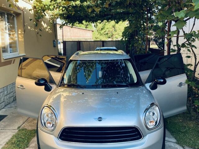 Серый Мини Кантримен, объемом двигателя 2 л и пробегом 225 тыс. км за 11000 $, фото 4 на Automoto.ua