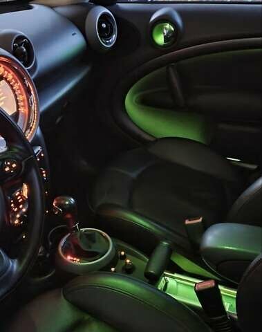 Серый Мини Кантримен, объемом двигателя 1.6 л и пробегом 275 тыс. км за 9499 $, фото 15 на Automoto.ua