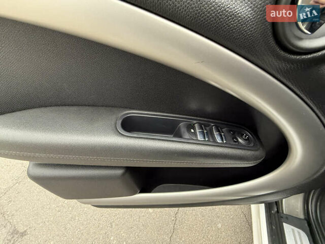 Серый Мини Кантримен, объемом двигателя 2 л и пробегом 149 тыс. км за 13800 $, фото 60 на Automoto.ua