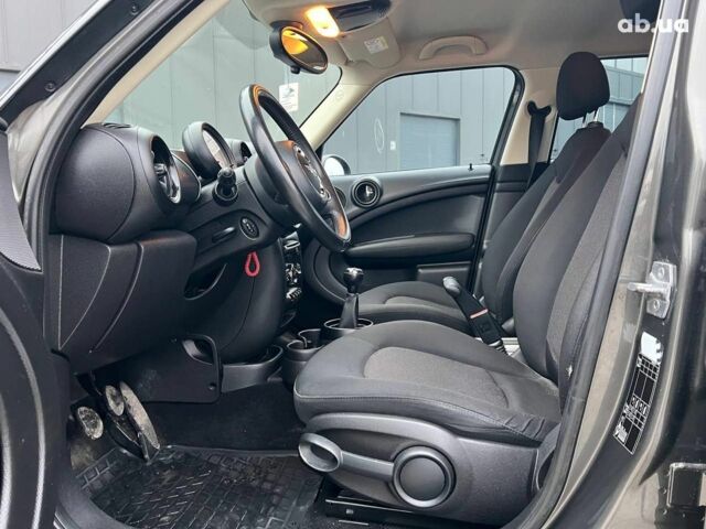 Серый Мини Кантримен, объемом двигателя 1.6 л и пробегом 243 тыс. км за 12390 $, фото 18 на Automoto.ua