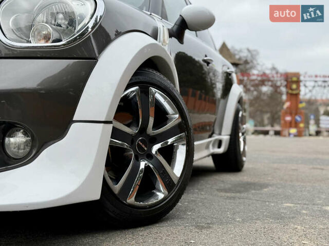 Серый Мини Кантримен, объемом двигателя 2 л и пробегом 149 тыс. км за 13800 $, фото 8 на Automoto.ua