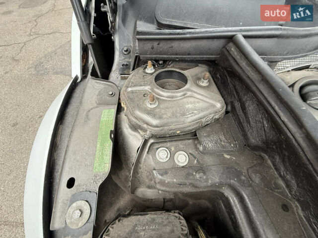 Серый Мини Кантримен, объемом двигателя 2 л и пробегом 149 тыс. км за 13800 $, фото 75 на Automoto.ua