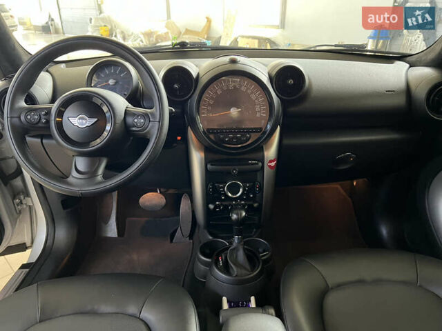 Серый Мини Кантримен, объемом двигателя 1.6 л и пробегом 100 тыс. км за 9999 $, фото 7 на Automoto.ua