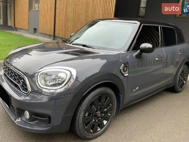 Серый Мини Кантримен, объемом двигателя 2 л и пробегом 125 тыс. км за 21000 $, фото 2 на Automoto.ua