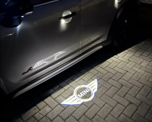 Серый Мини Кантримен, объемом двигателя 2 л и пробегом 77 тыс. км за 23500 $, фото 54 на Automoto.ua