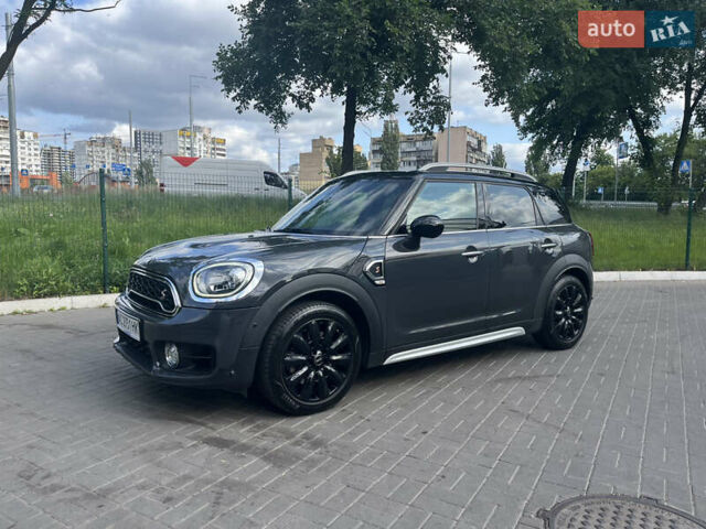 Сірий Міні Кантрімен, об'ємом двигуна 2 л та пробігом 95 тис. км за 26000 $, фото 1 на Automoto.ua