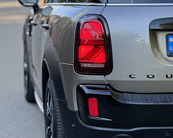 Серый Мини Кантримен, объемом двигателя 2 л и пробегом 77 тыс. км за 23500 $, фото 33 на Automoto.ua