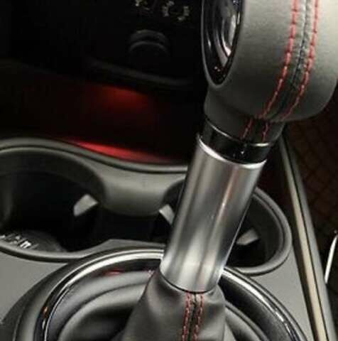 Серый Мини Кантримен, объемом двигателя 2 л и пробегом 125 тыс. км за 21000 $, фото 8 на Automoto.ua