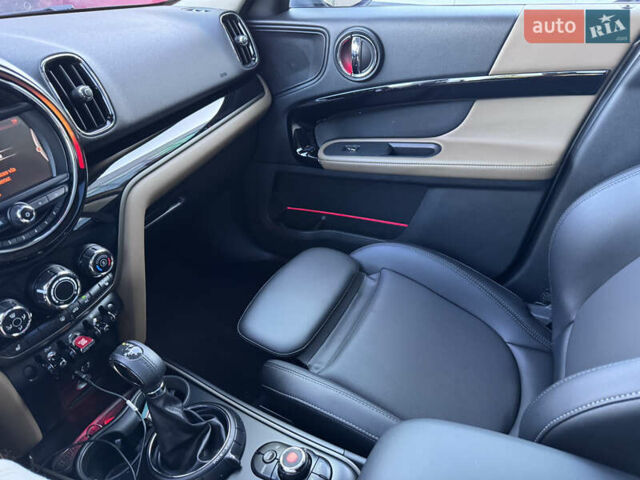 Серый Мини Кантримен, объемом двигателя 2 л и пробегом 77 тыс. км за 23500 $, фото 8 на Automoto.ua